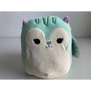 2021 Squishmallow 8” SERENE The TEAL SQUIRREL Soft Kellytoy Rainbow Tail NWT